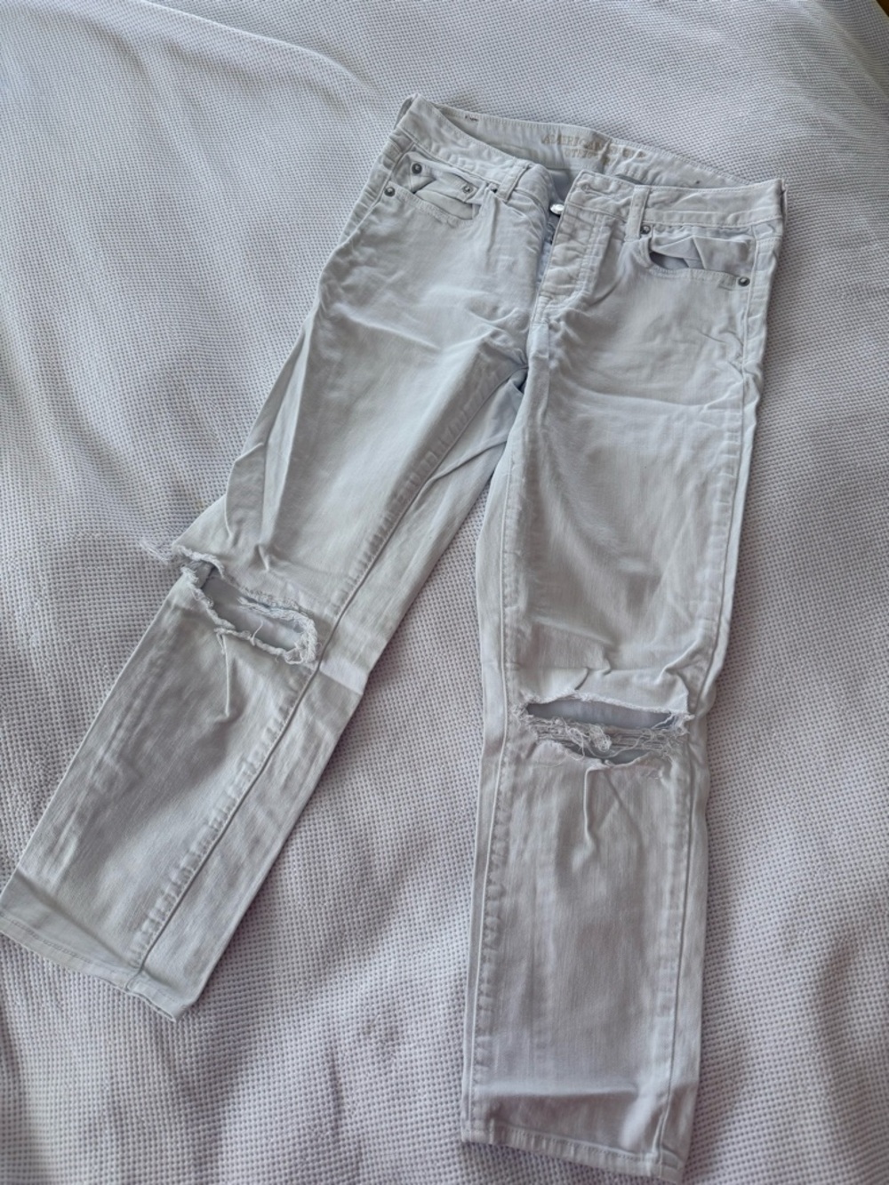 American Eagle Outfitters White Boy Crop Jeans